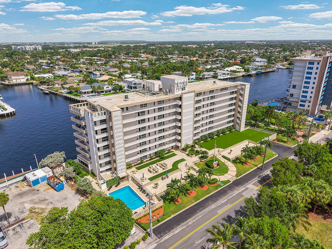 Co Op in Hillsboro Beach, Florida, United States 3 - 18408254