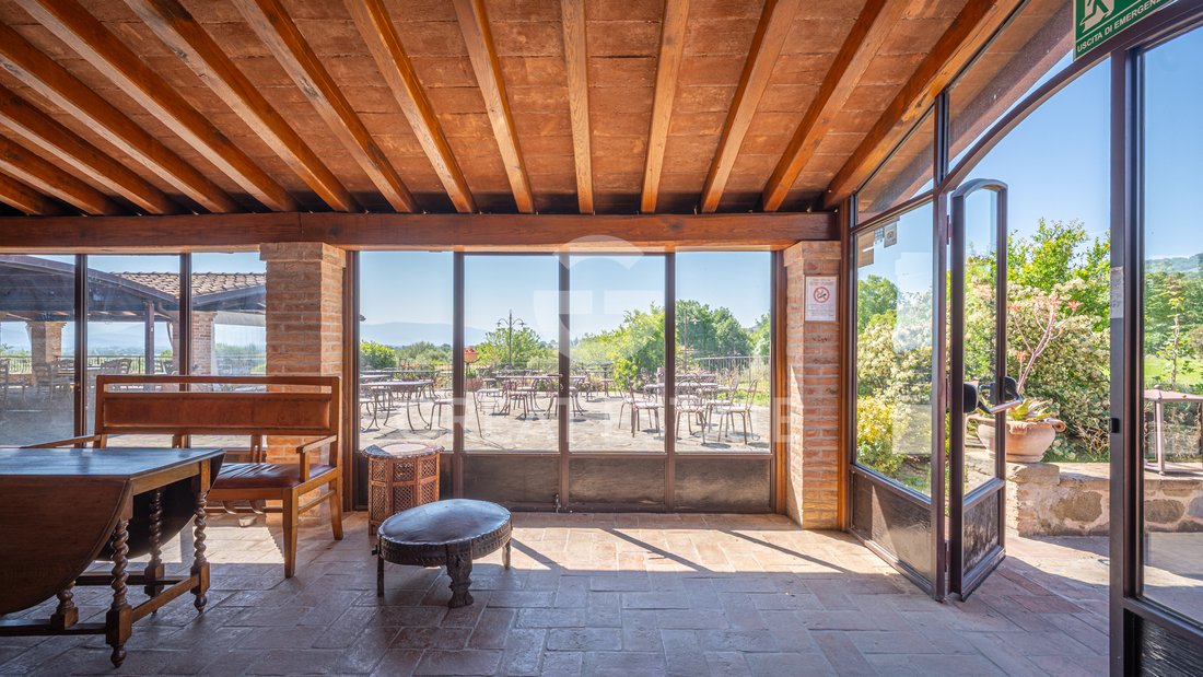Estate in Bettona, Umbria, Italy 5 - 18424011