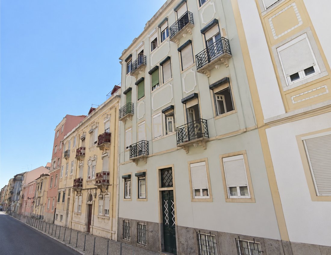 Apartment in Arroios, Lisbon, Portugal 1 - 18424053