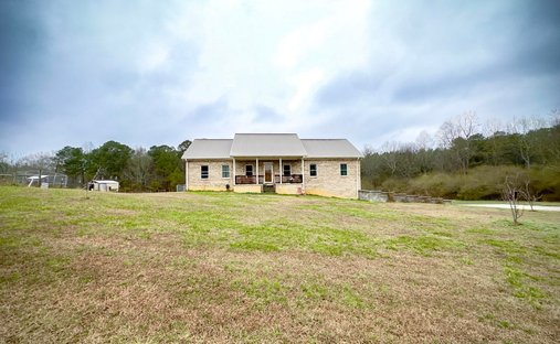 House in Holly Pond, Alabama, United States 1