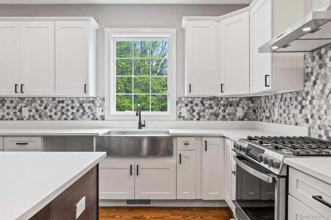 House in Holmes, New York, United States 4 - 18425008