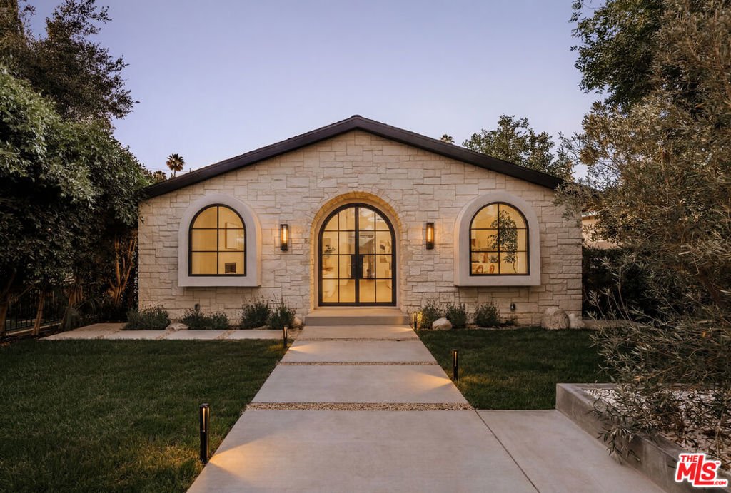 House in Los Angeles, California, United States 1 - 18423416