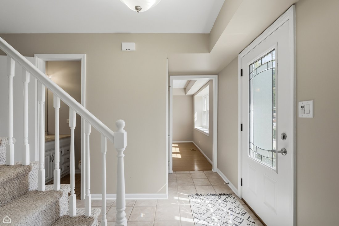 House in Buffalo Grove, Illinois, United States 3 - 18423386