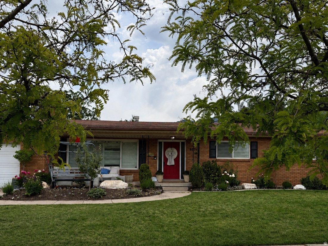 House in South Salt Lake, Utah, United States 4 - 18422348