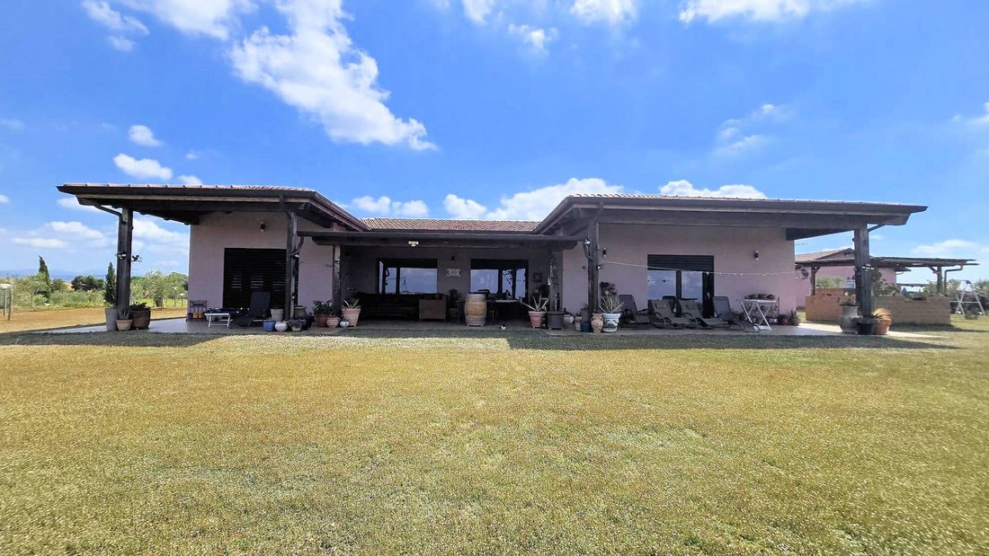 Villa in Magliano in Toscana, Tuscany, Italy 3 - 18424974