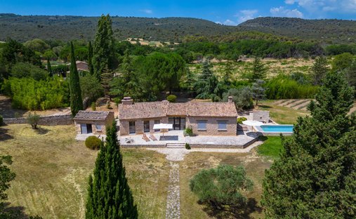 House in Gordes, Provence-Alpes-Côte d'Azur, France 1