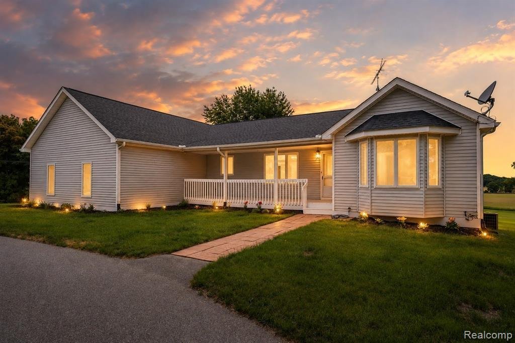 House in Chelsea, Michigan, United States 1 - 18398857