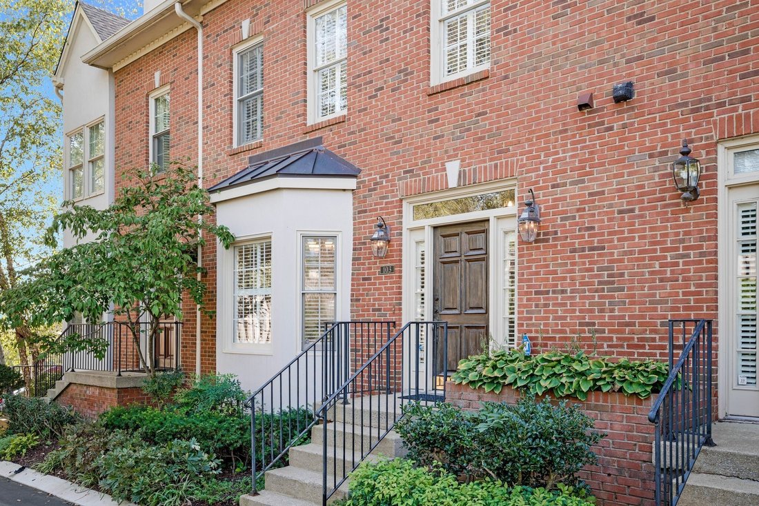 Townhouse in Forest Hills, Tennessee, United States 1 - 18399322