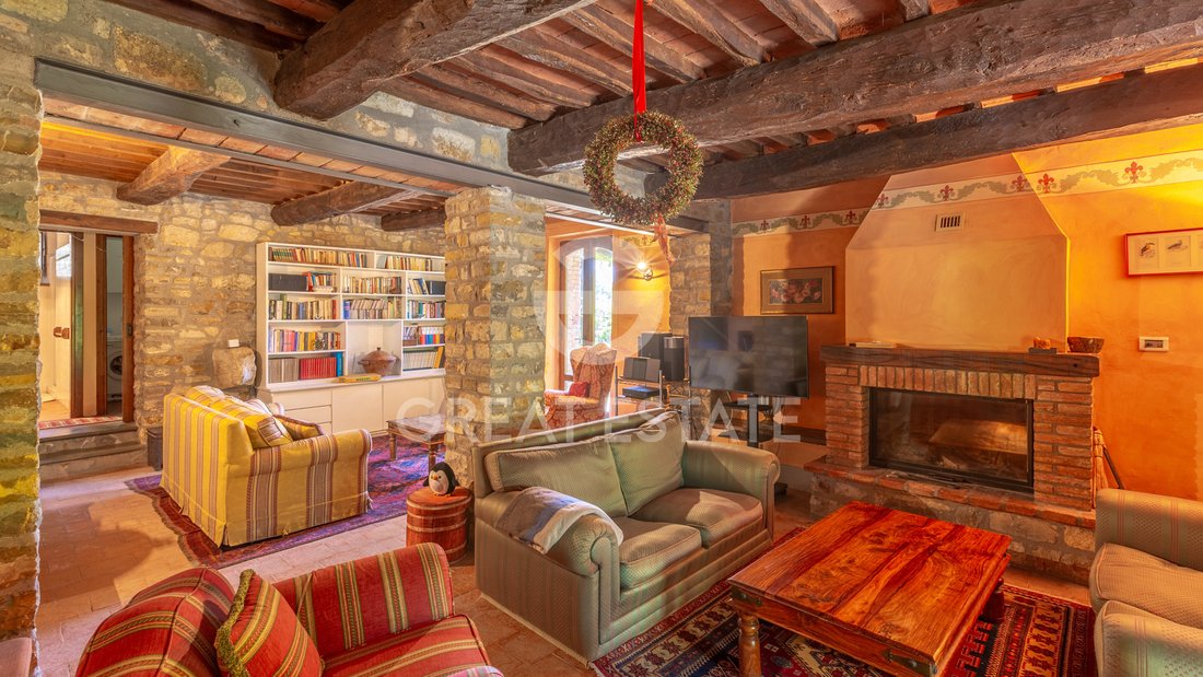 Estate in Montegabbione, Umbria, Italy 5 - 18424046