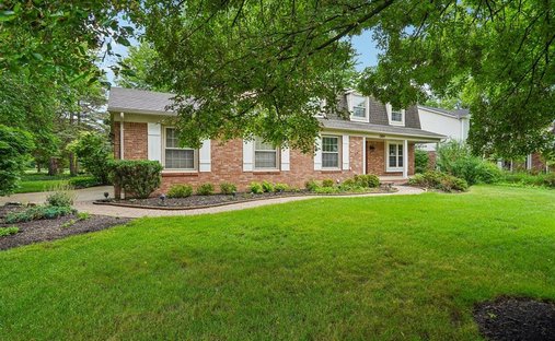 House in Troy, Michigan, United States 1