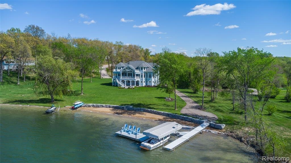 House in Fenton, Michigan, United States 1 - 18307867