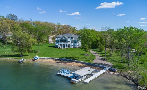 Casa a Fenton Road, Michigan, Stati Uniti 1