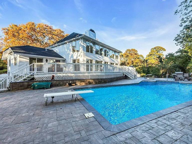House in Hampton Bays, New York, United States 2 - 18423030