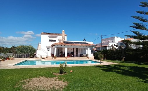 Chalet a Es Castell, Isole Baleari, Spagna 1