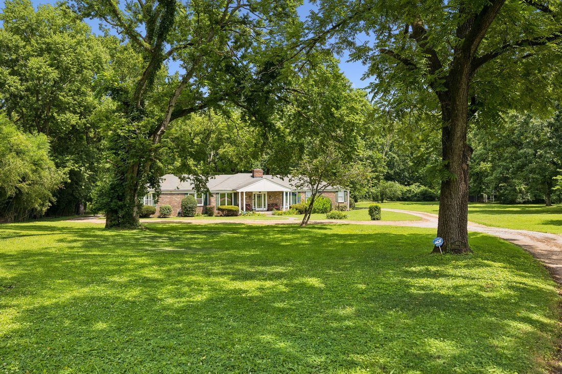 House in Nashville, Tennessee, United States 1 - 18422489