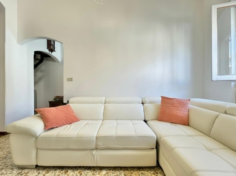 House in Historic Center, Viareggio, Tuscany 5 - 18422265