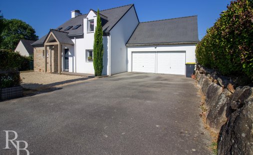 House in Ouest Péri-Centre Ville, Vannes, France 1