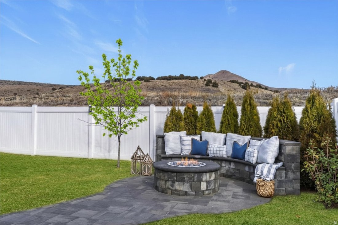 House in Eagle Mountain, Utah, United States 3 - 17306049