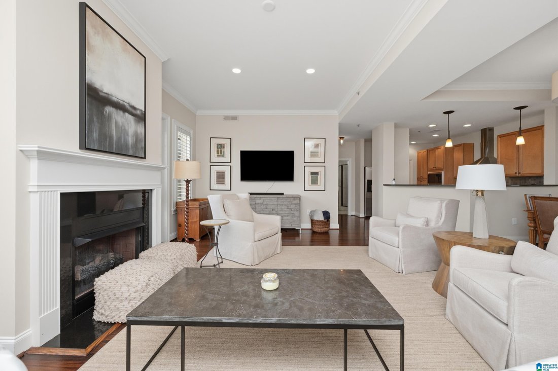 Condo in Birmingham, Alabama, United States 2 - 18423214