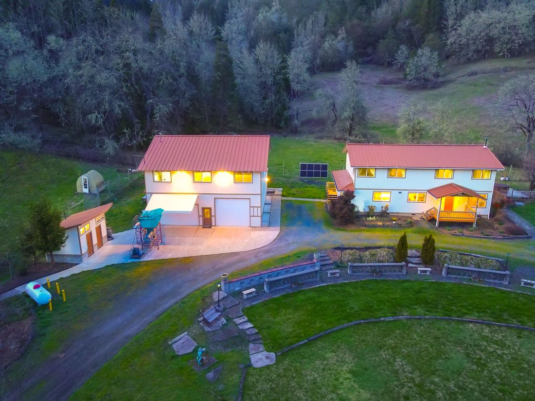 House in Winston, Oregon, United States 2 - 18423148