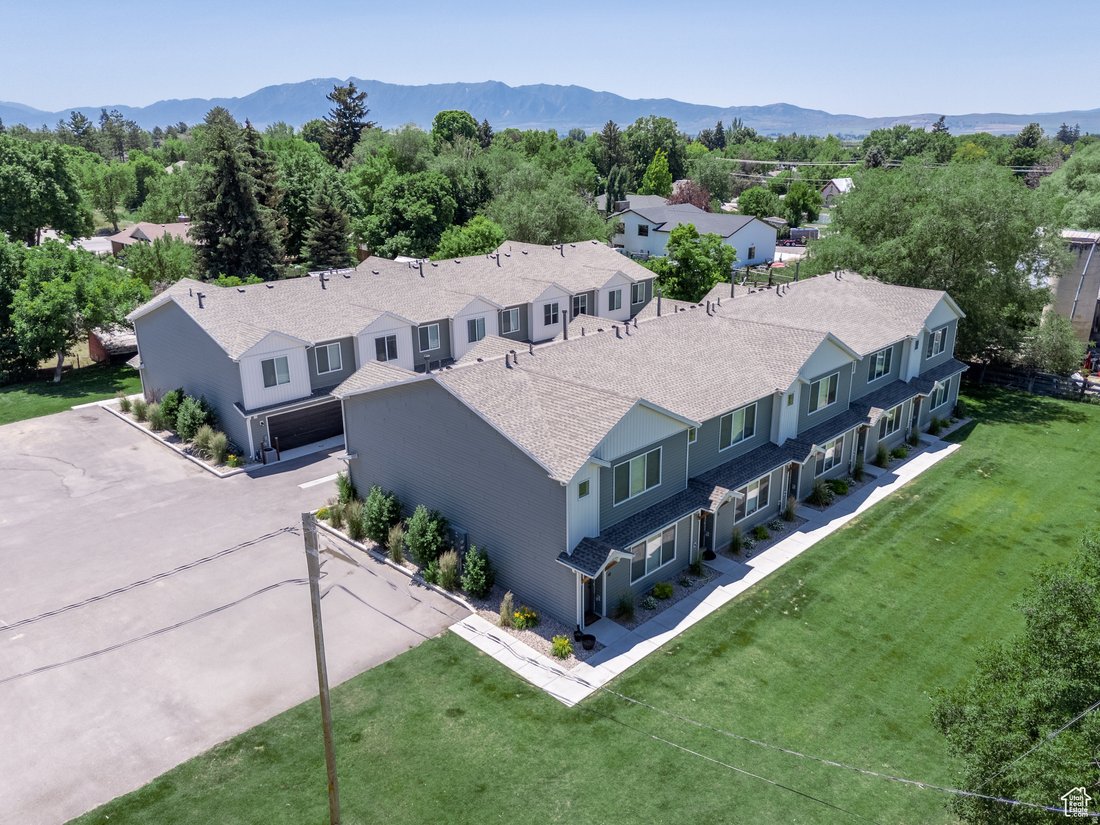 Smithfield, Utah, United States 1 - 18422339