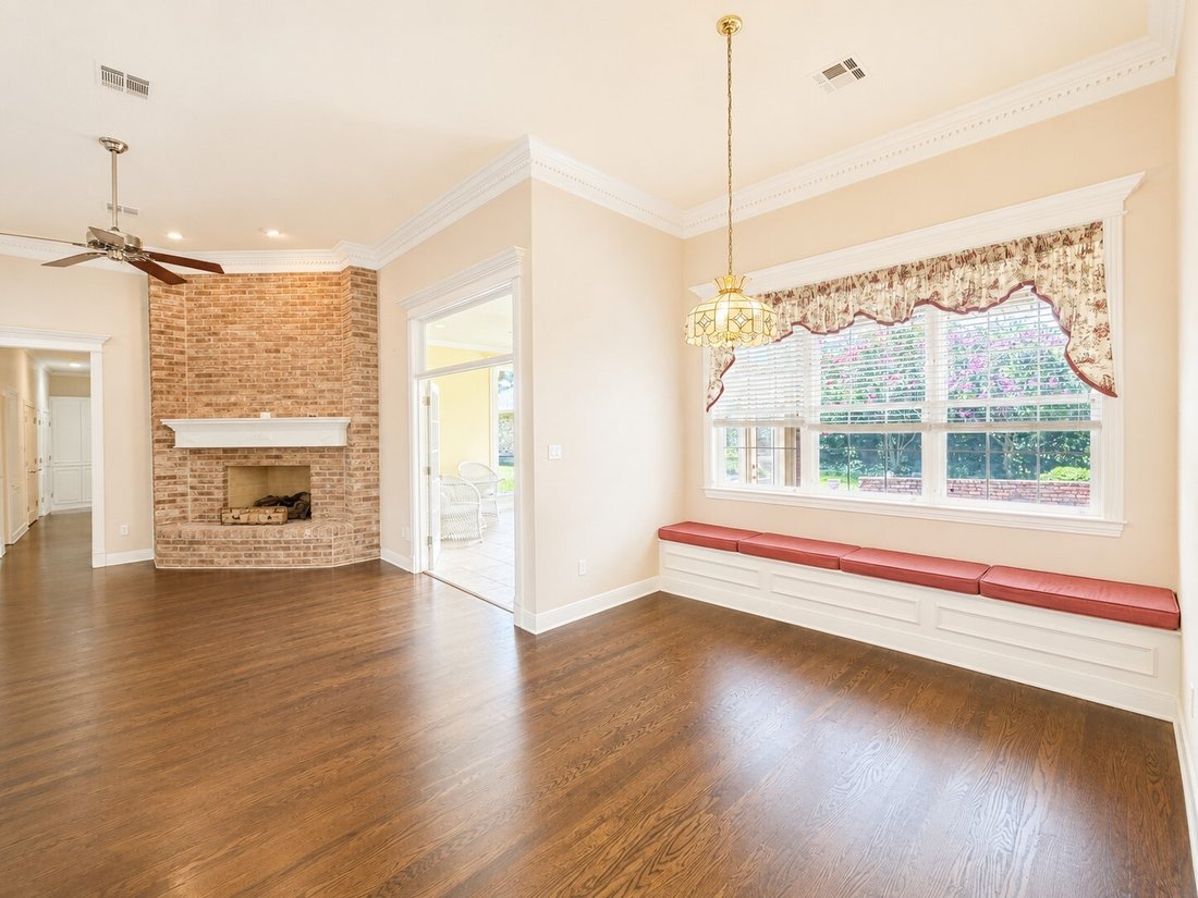 House in Corsicana, Texas, United States 5 - 18422599