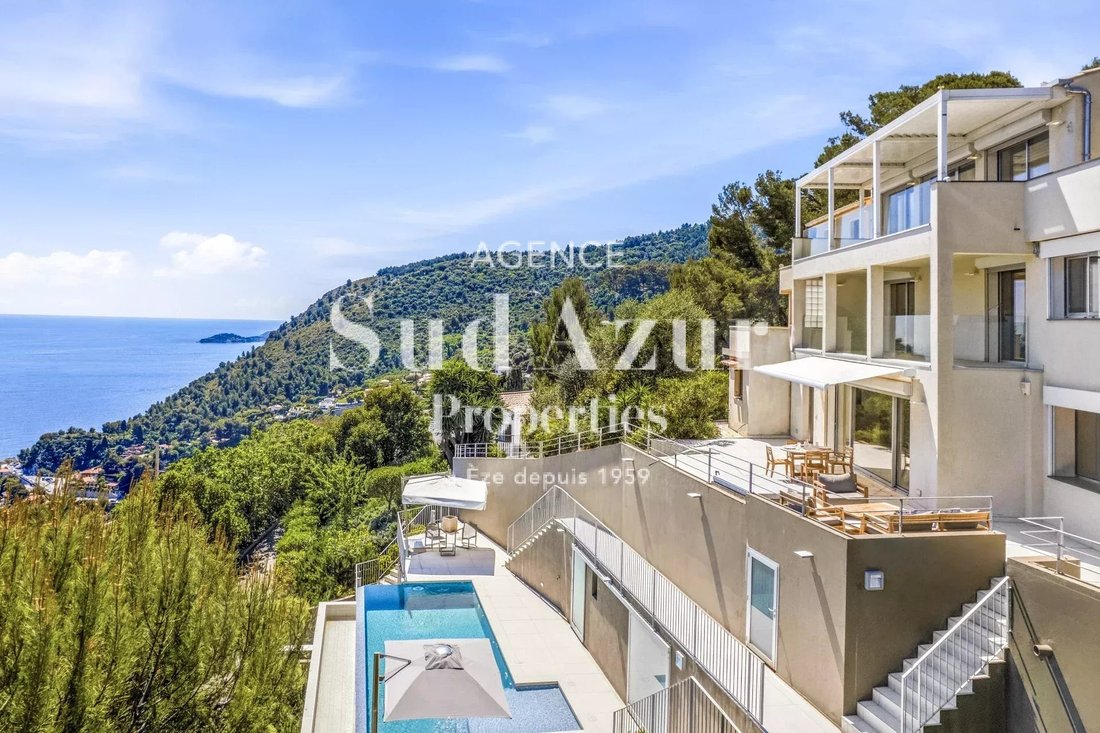 House in Èze, Provence-Alpes-Côte d'Azur, France 1 - 18424318