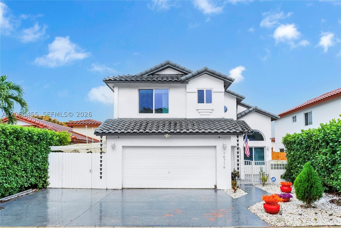 House in Miami, Florida, United States 1 - 18423080
