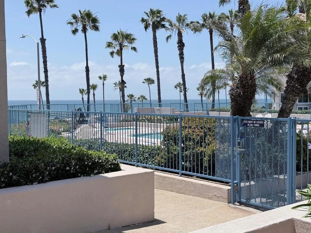 Condo in Oceanside, California, United States 2 - 18425343