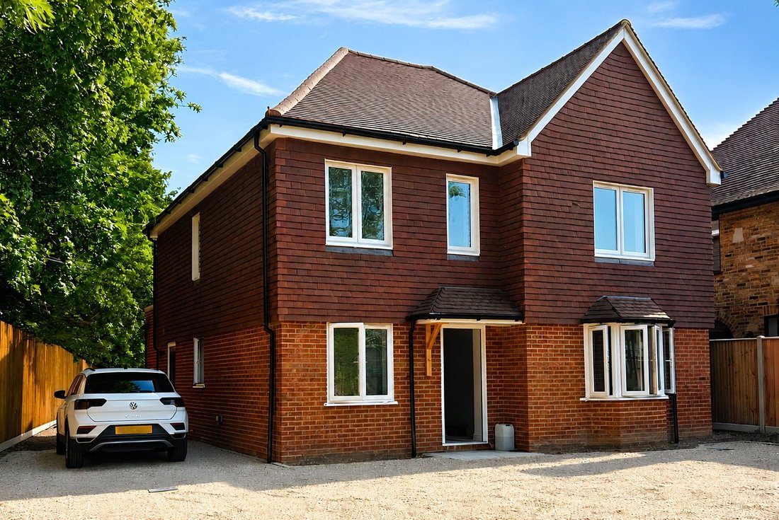 House in Burpham, Guildford, England 1 - 16941635
