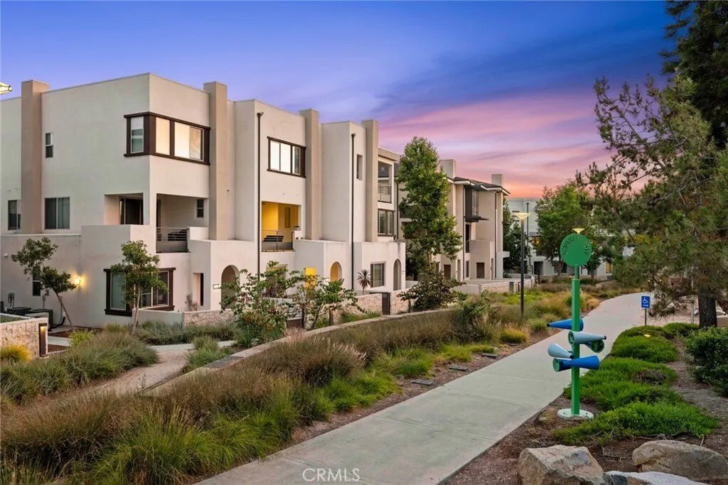 Condo in Irvine, California, United States 2 - 18425335