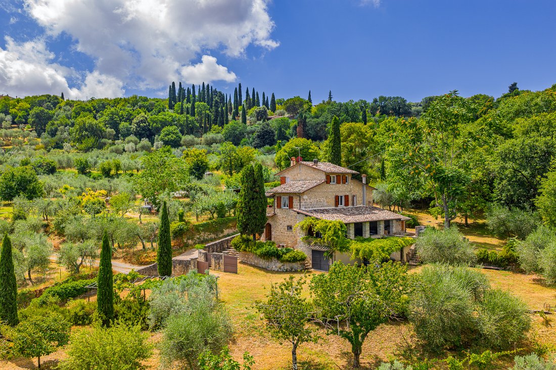 Country House in Sarteano, Tuscany, Italy 1 - 18425872
