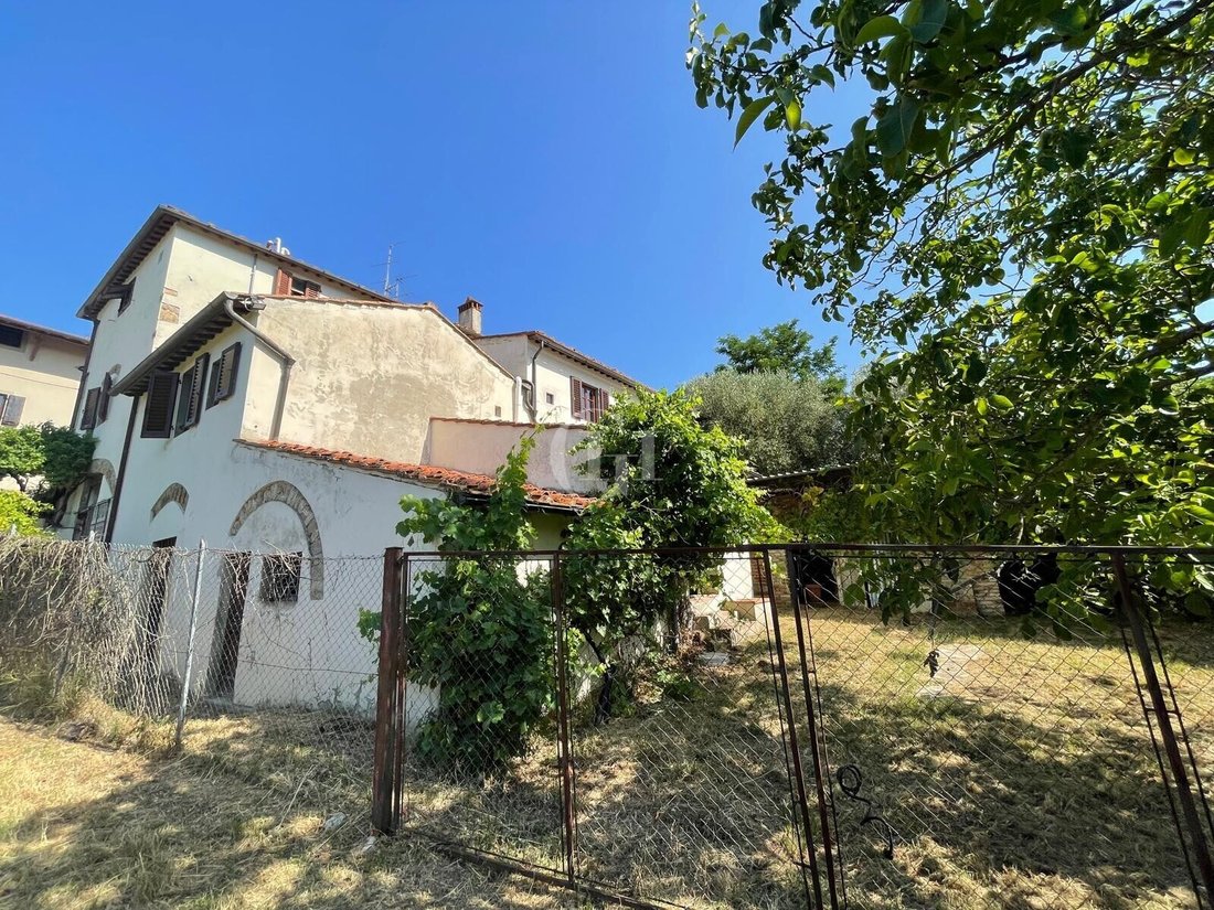 Villa in Settignano, Florence, Tuscany 4 - 18425941