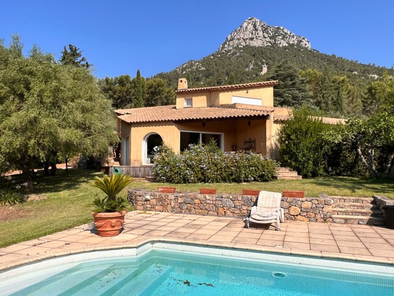 House in Valette Nord, La Valette-du-Var, France 2 - 18425793