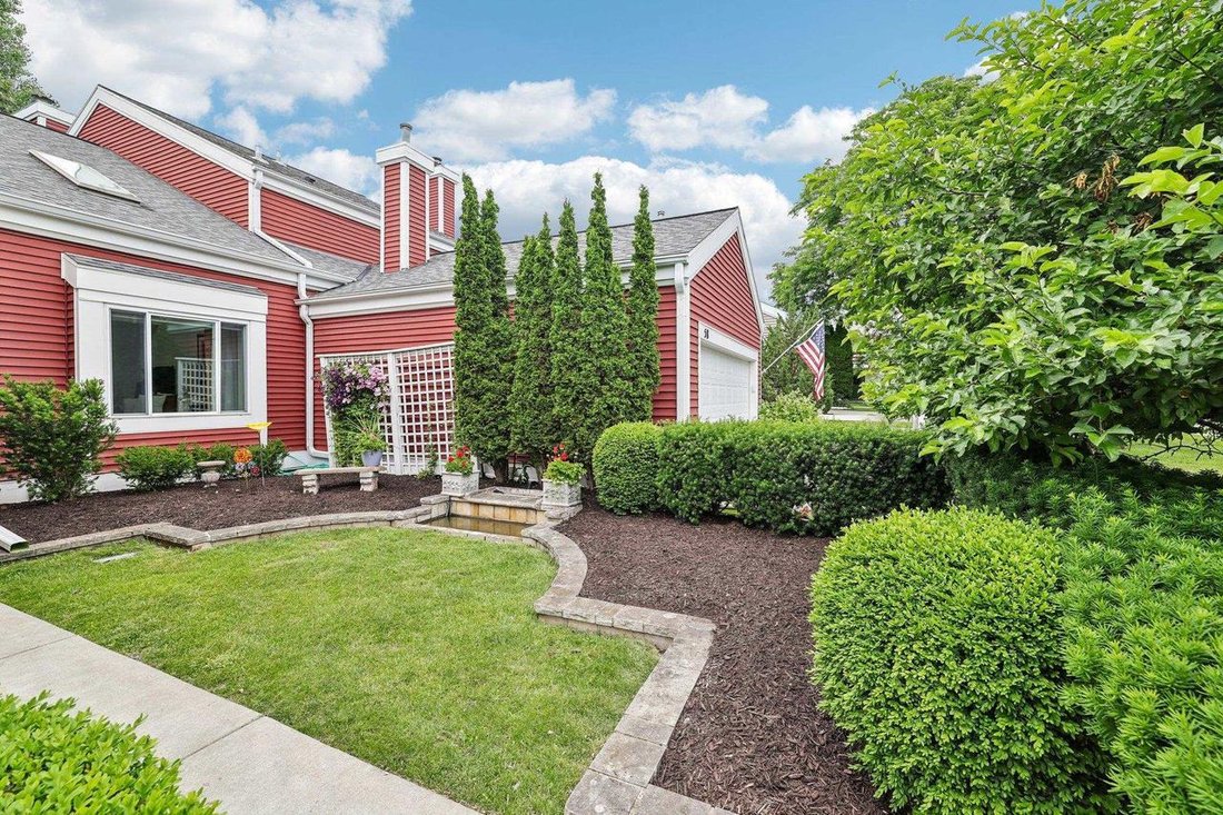 Condo in Madison, Wisconsin, United States 3 - 18425535