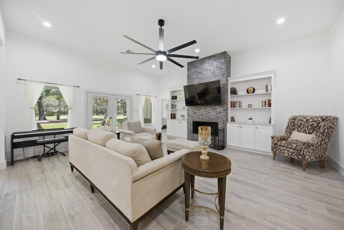 House in New Ulm, Texas, United States 3 - 18425661