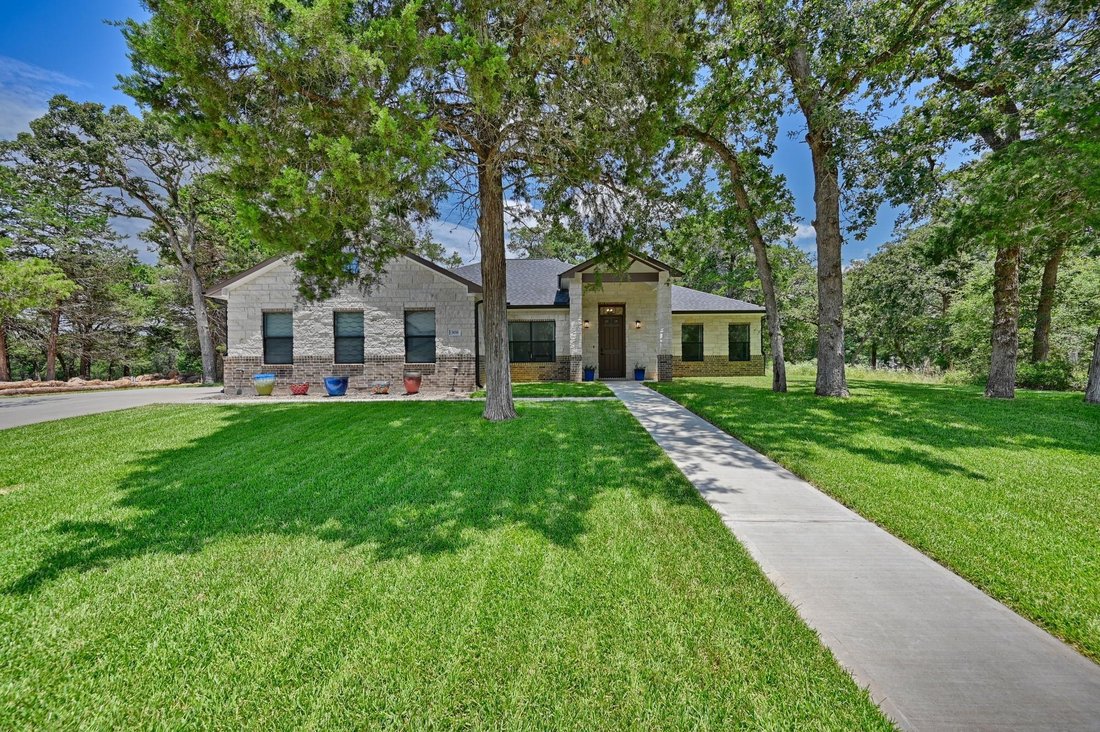 House in New Ulm, Texas, United States 1 - 18425661