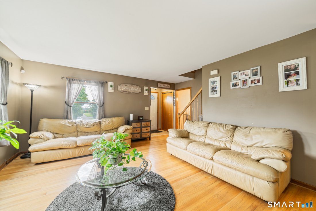 House in Trumbull, Connecticut, United States 5 - 18426028