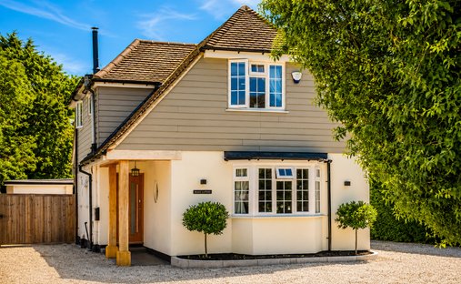 House in Middlemead, Rettendon Common, England 1