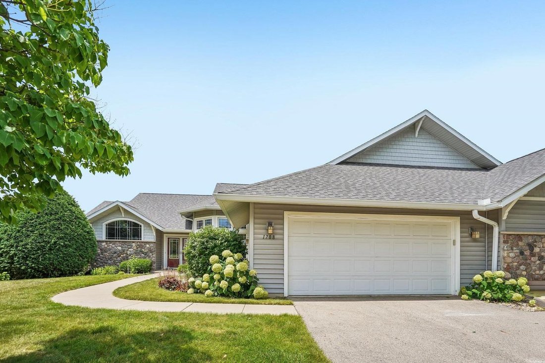 Condo in Fitchburg, Wisconsin, United States 2 - 18425528