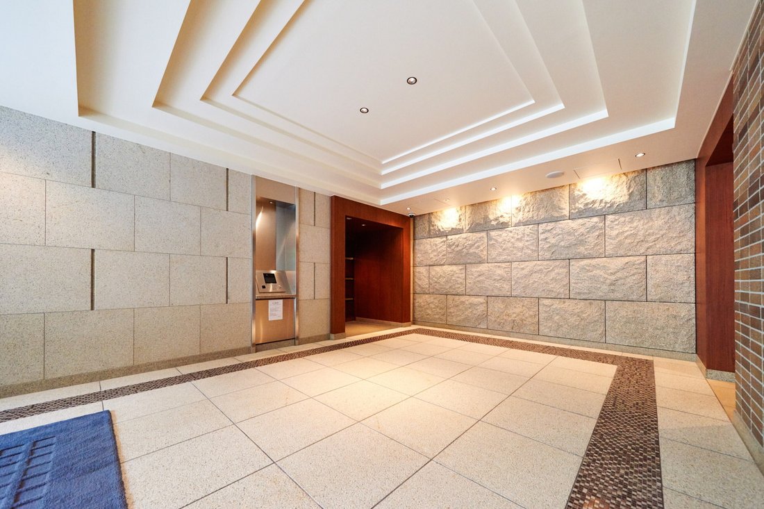 Condo in Shibuya City, Tokyo, Japan 4 - 18425906