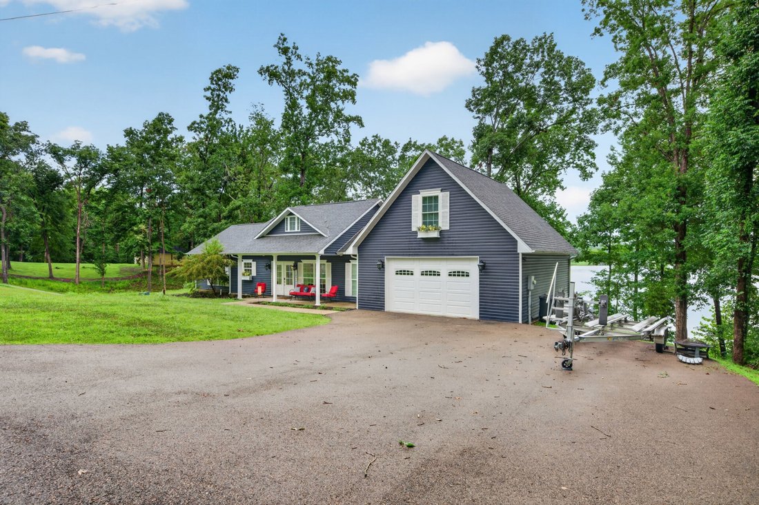 House in Camden, Tennessee, United States 3 - 18425536