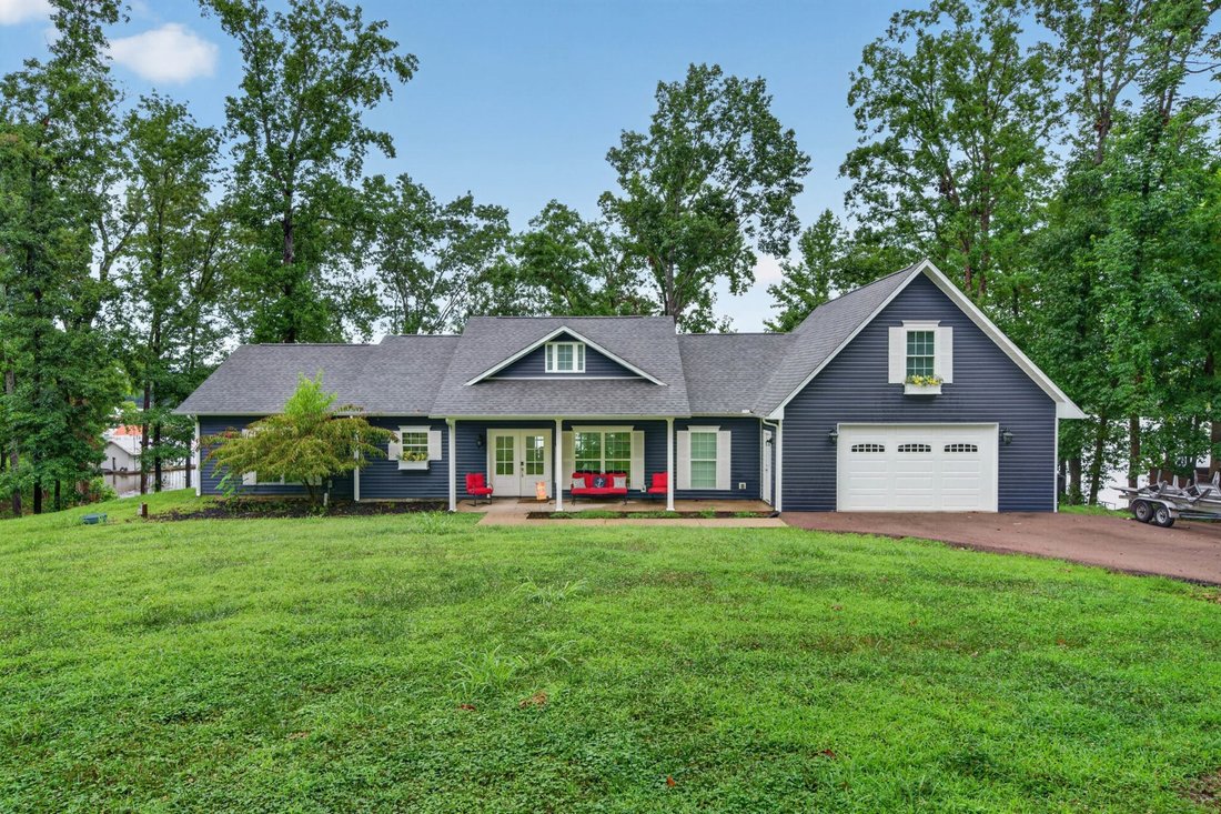 House in Camden, Tennessee, United States 1 - 18425536