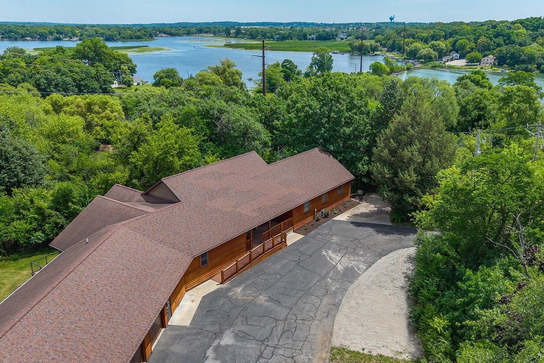 House in Mukwonago, Wisconsin, United States 2 - 18425527