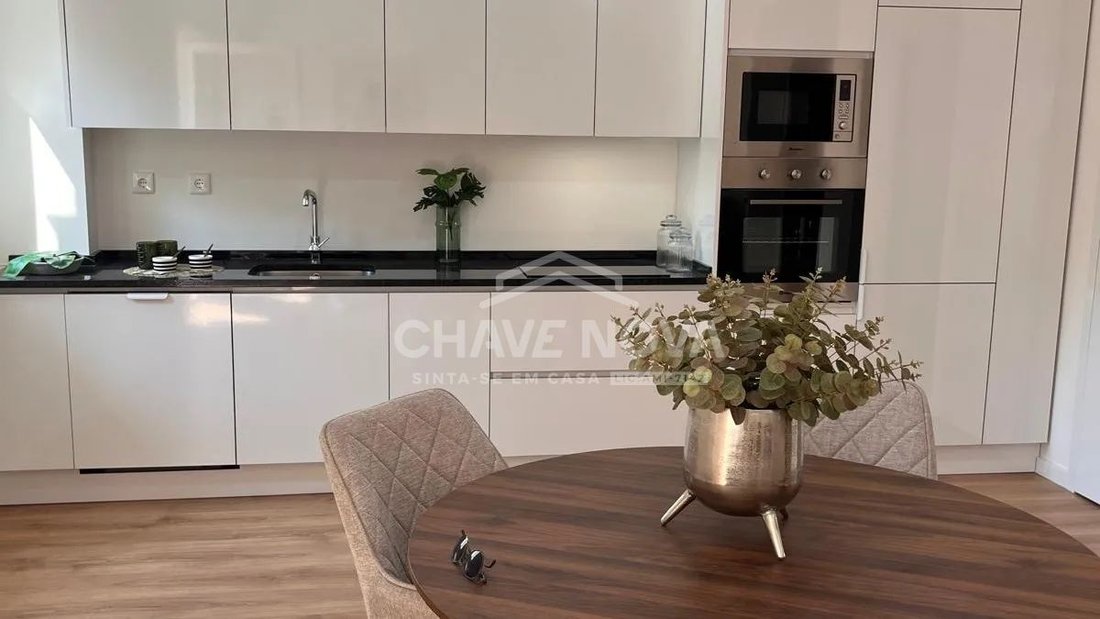 Apartment in Avenidas Novas, Lisbon, Portugal 3 - 18078579
