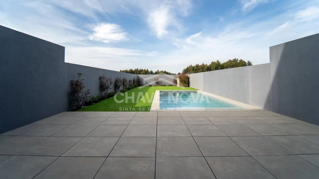 Townhouse in Santa Marinha e Sao Pedro da Afurada, Porto District, Portugal 5 - 17078708