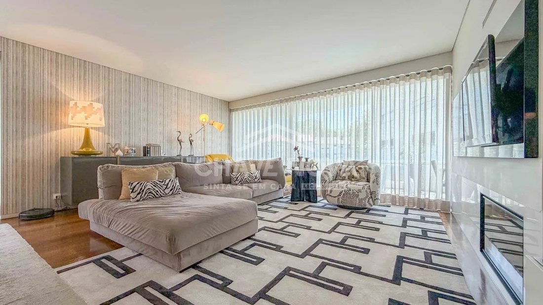 Apartment in Aldoar, Foz do Douro e Nevogilde, Porto District, Portugal 1 - 18425980
