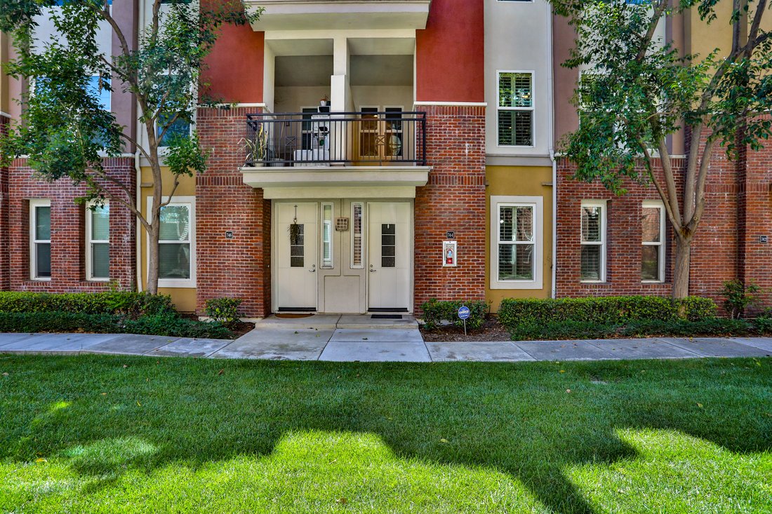 Condo in Claremont, California, United States 2 - 18425707