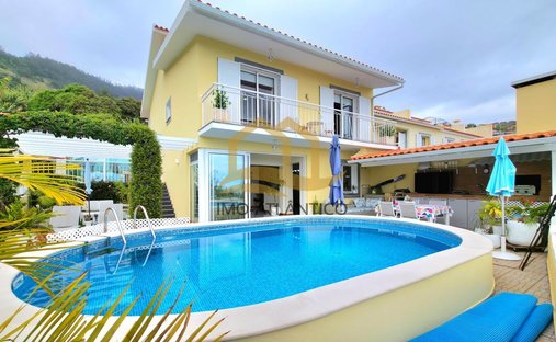 House in Estreito da Calheta, Madeira, Portugal 1
