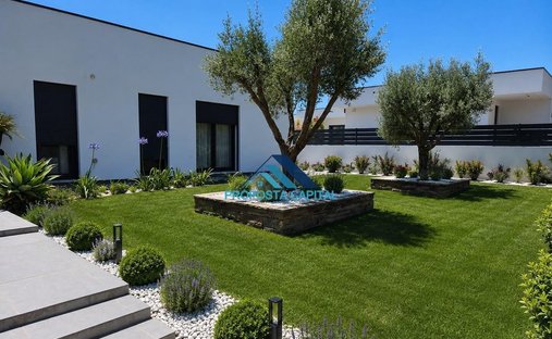 Villa in Fernao Ferro, Setubal, Portugal 1